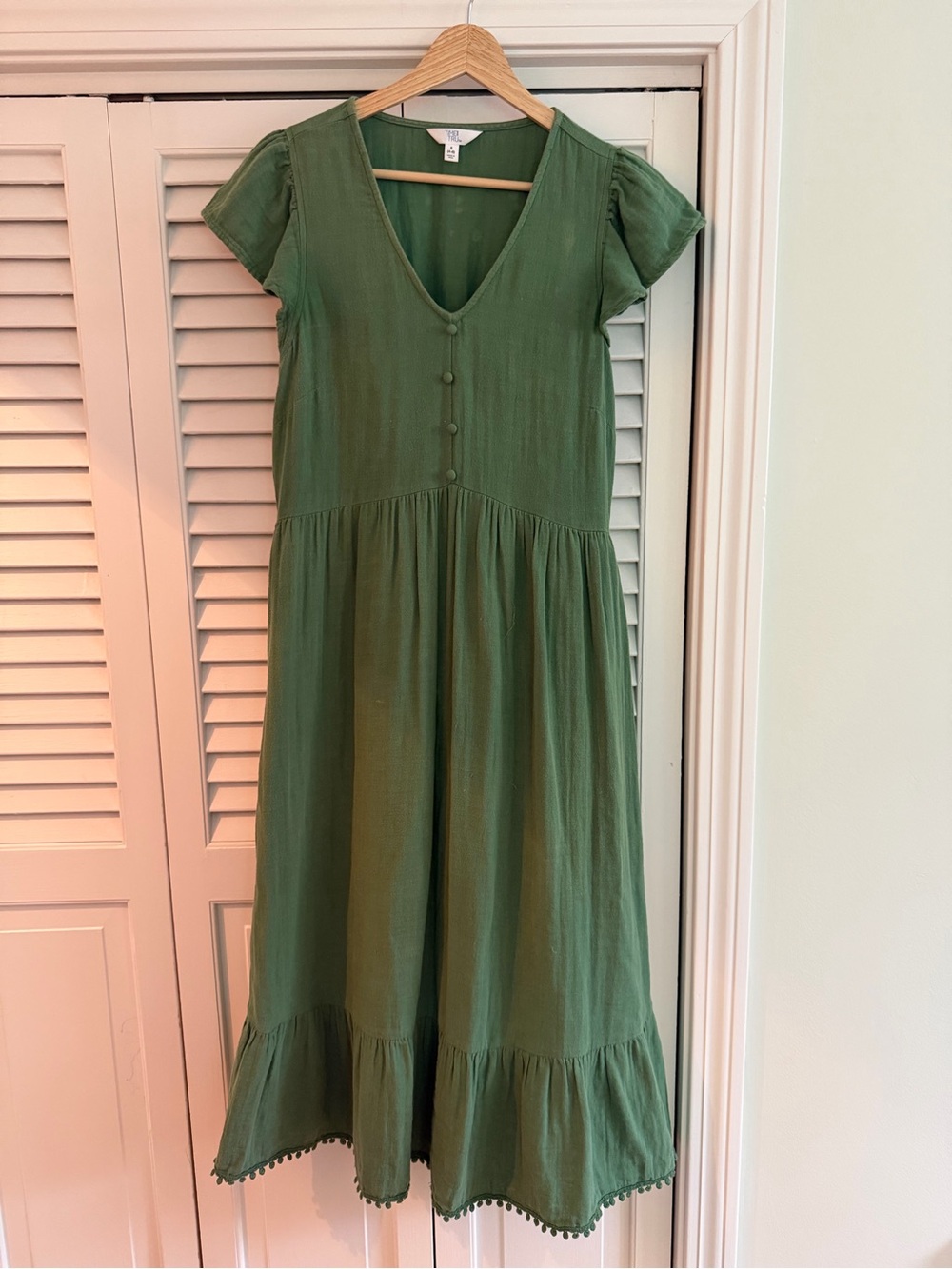Time and Tru Green V-Neck Dress